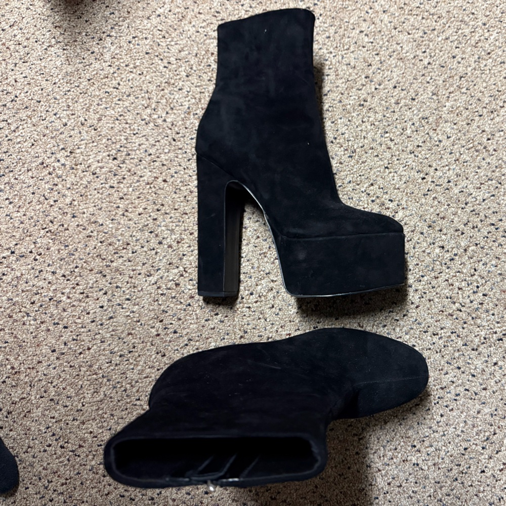 Steve Madden Passion Platform Boots